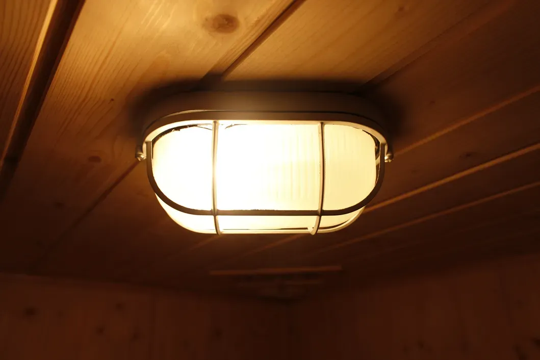 2 inimese puidust saunaruum infrapunasauna jaoks